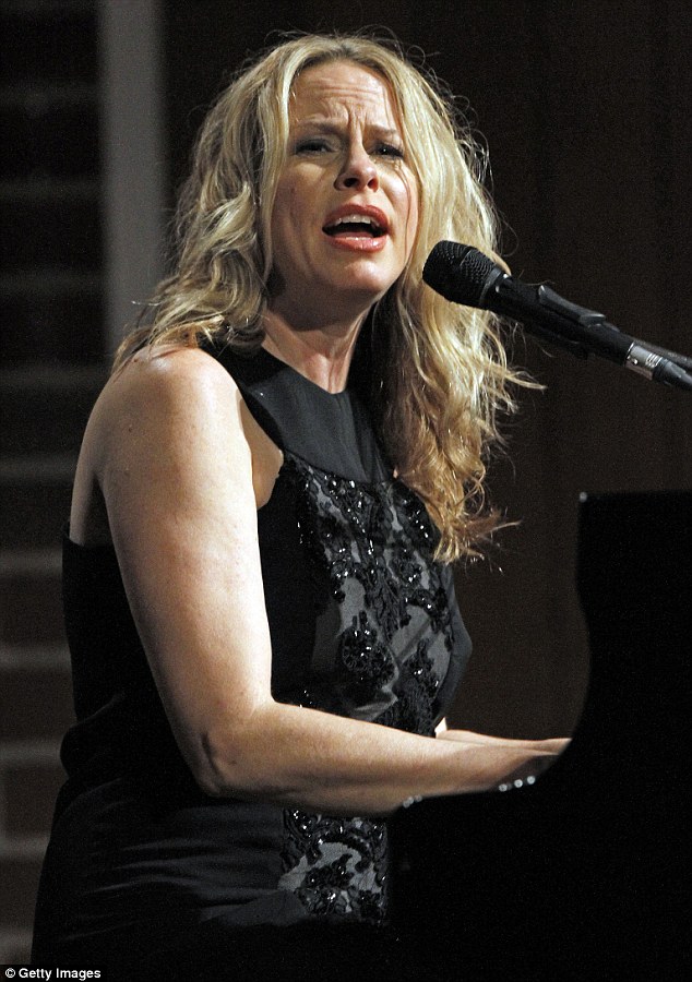 VONDA SHEPARD