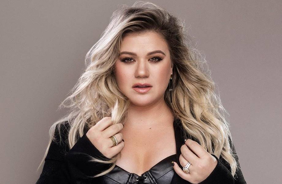 KELLY CLARKSON