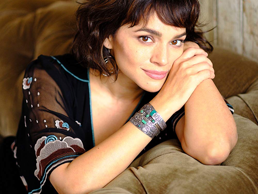 NORAH JONES